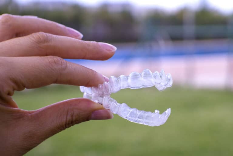 Cleaning Invisalign With Vinegar – Does It Work?